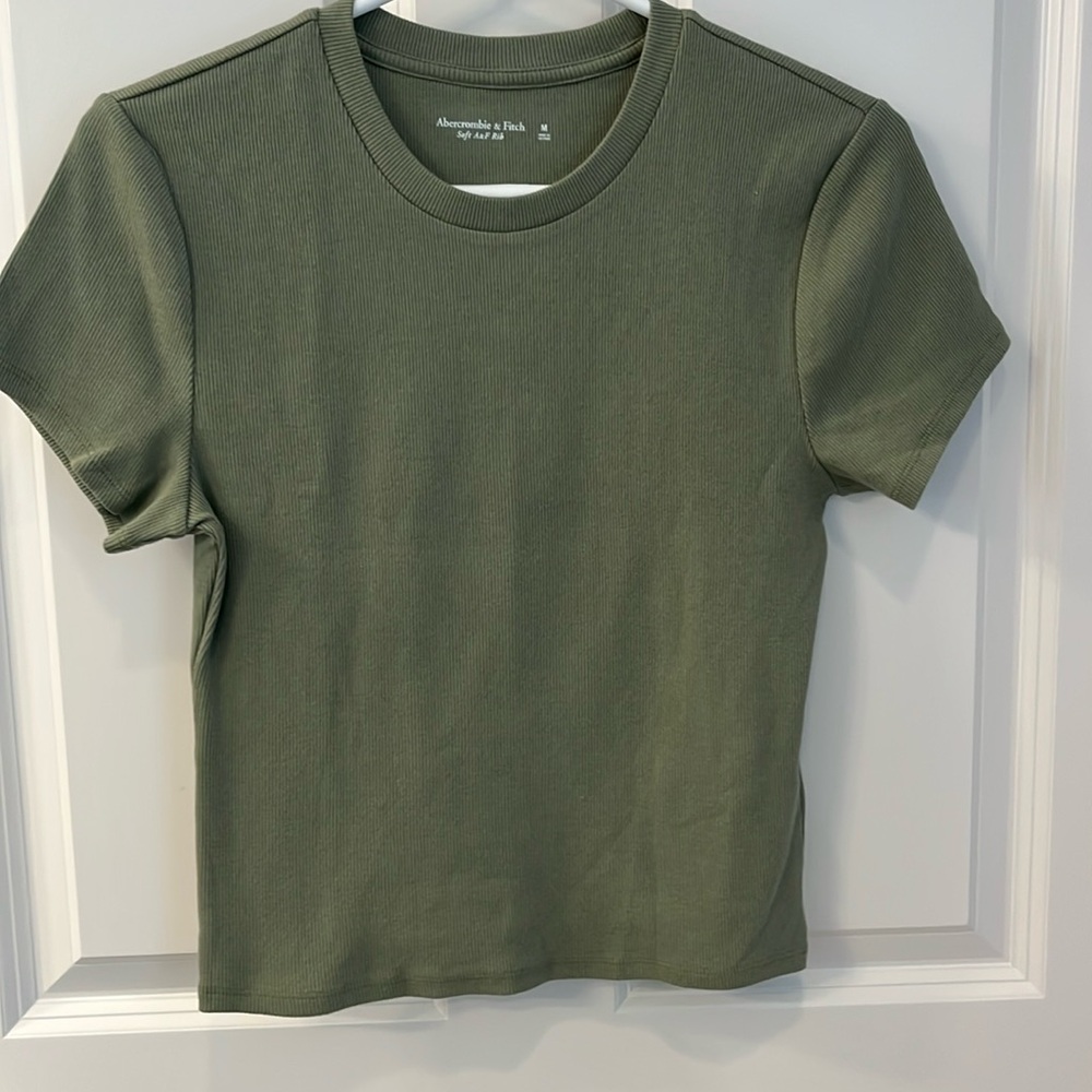 Abercrombie & Fitch Olive Green Women's Tee